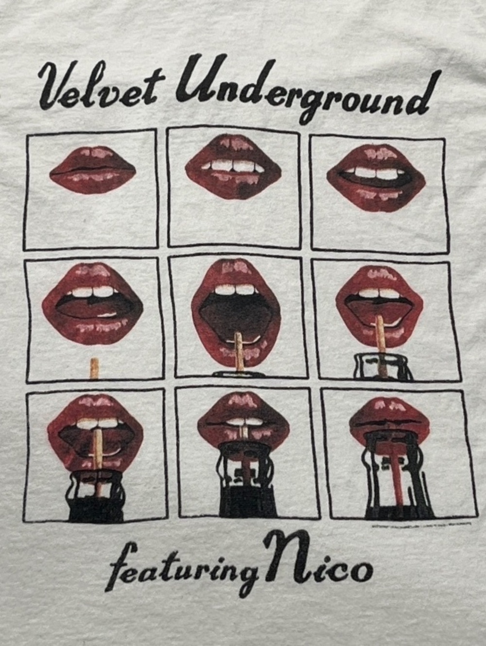 The Velvet Underground Preowned Medium T-shirt